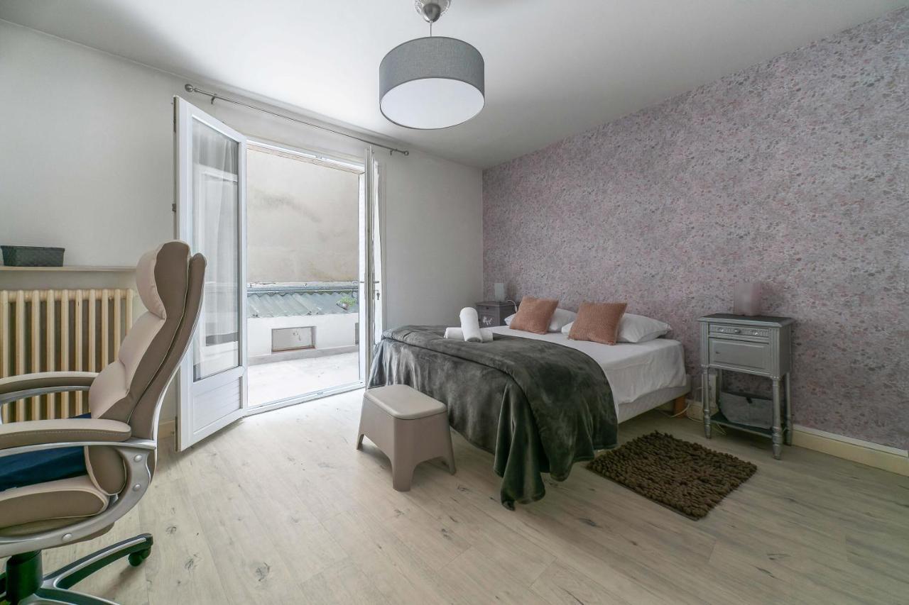 Le Dejoux - Appartement Avec Terrasse En Centre Ville Vichy Eksteriør bilde