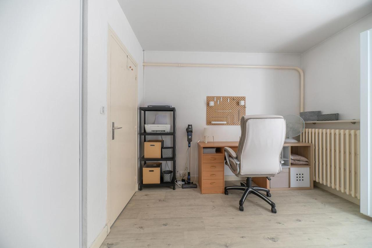 Le Dejoux - Appartement Avec Terrasse En Centre Ville Vichy Eksteriør bilde