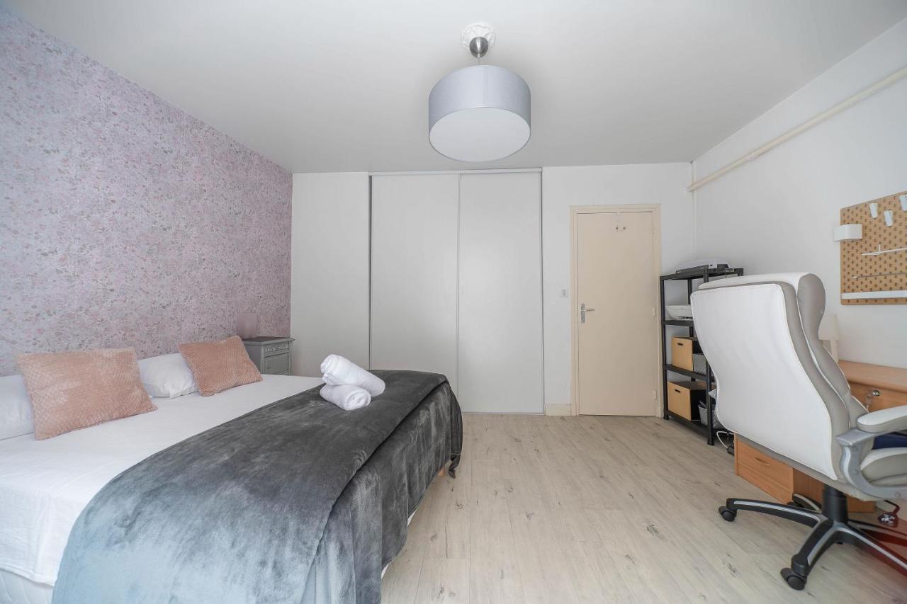Le Dejoux - Appartement Avec Terrasse En Centre Ville Vichy Eksteriør bilde
